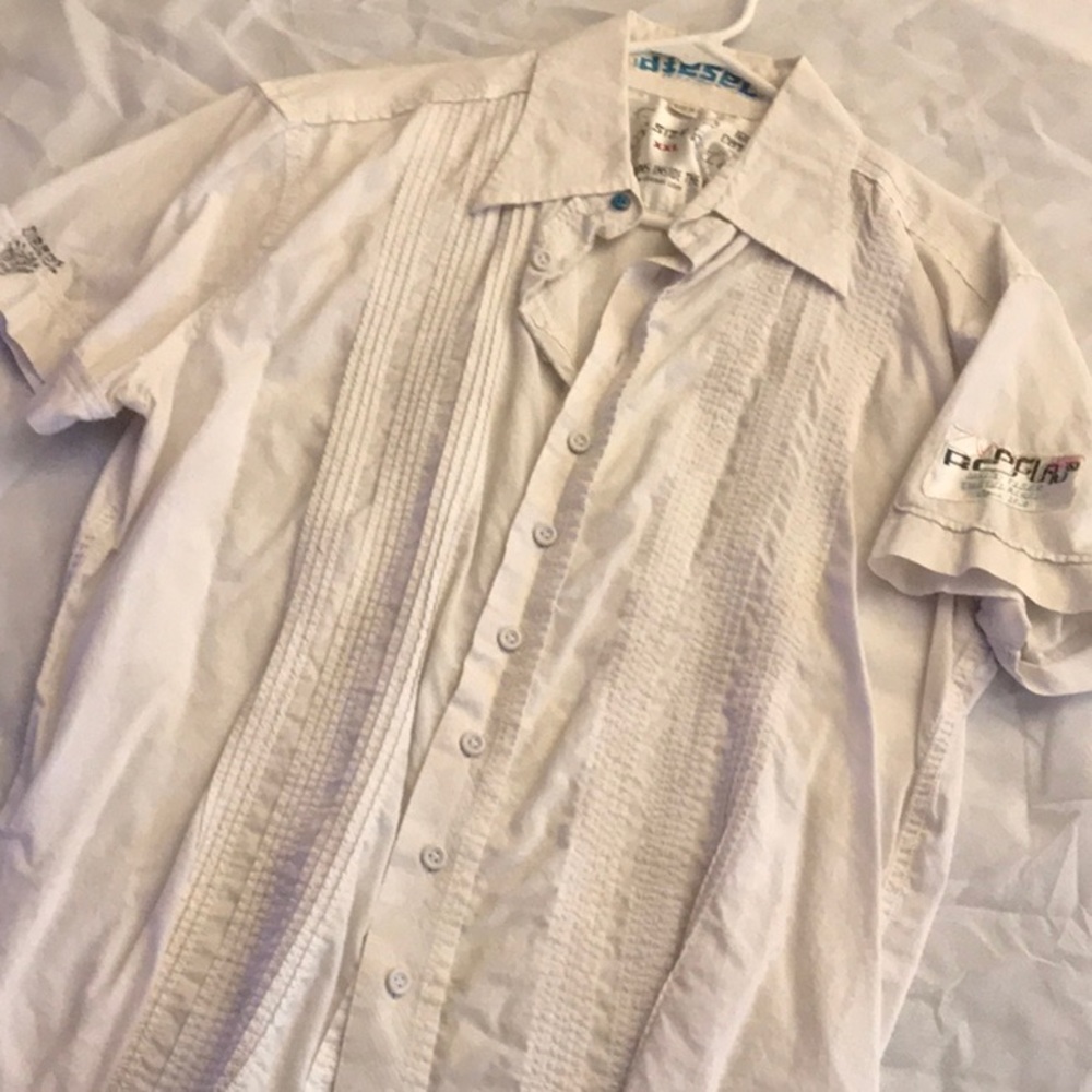 White diesel summer shirt. Fitted. L.